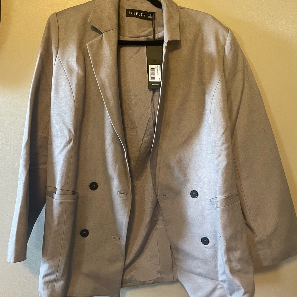 Lioness Double-Breasted Blazer in light grey